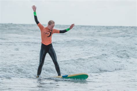 Live Webcam Glide Surf School, Cromer Promenade